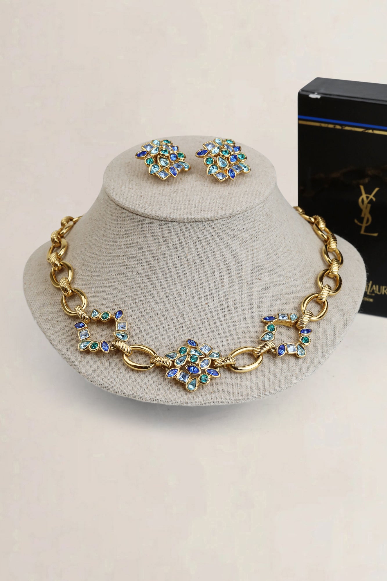 Vintage Necklace & Earrings Flower Set Gripoix