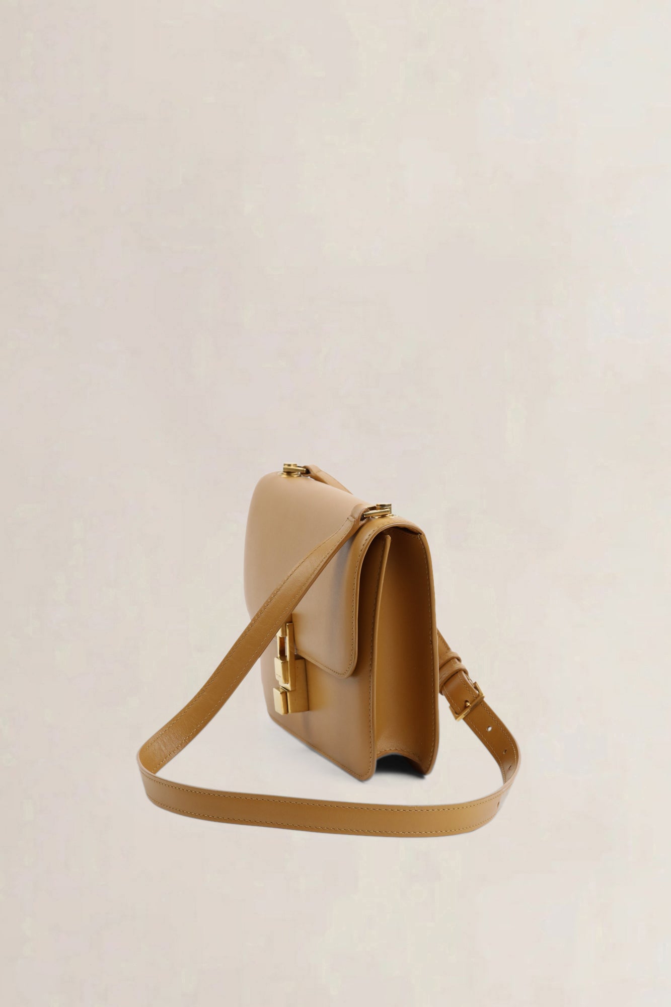 Cognac Le Carré Crossbody Bag