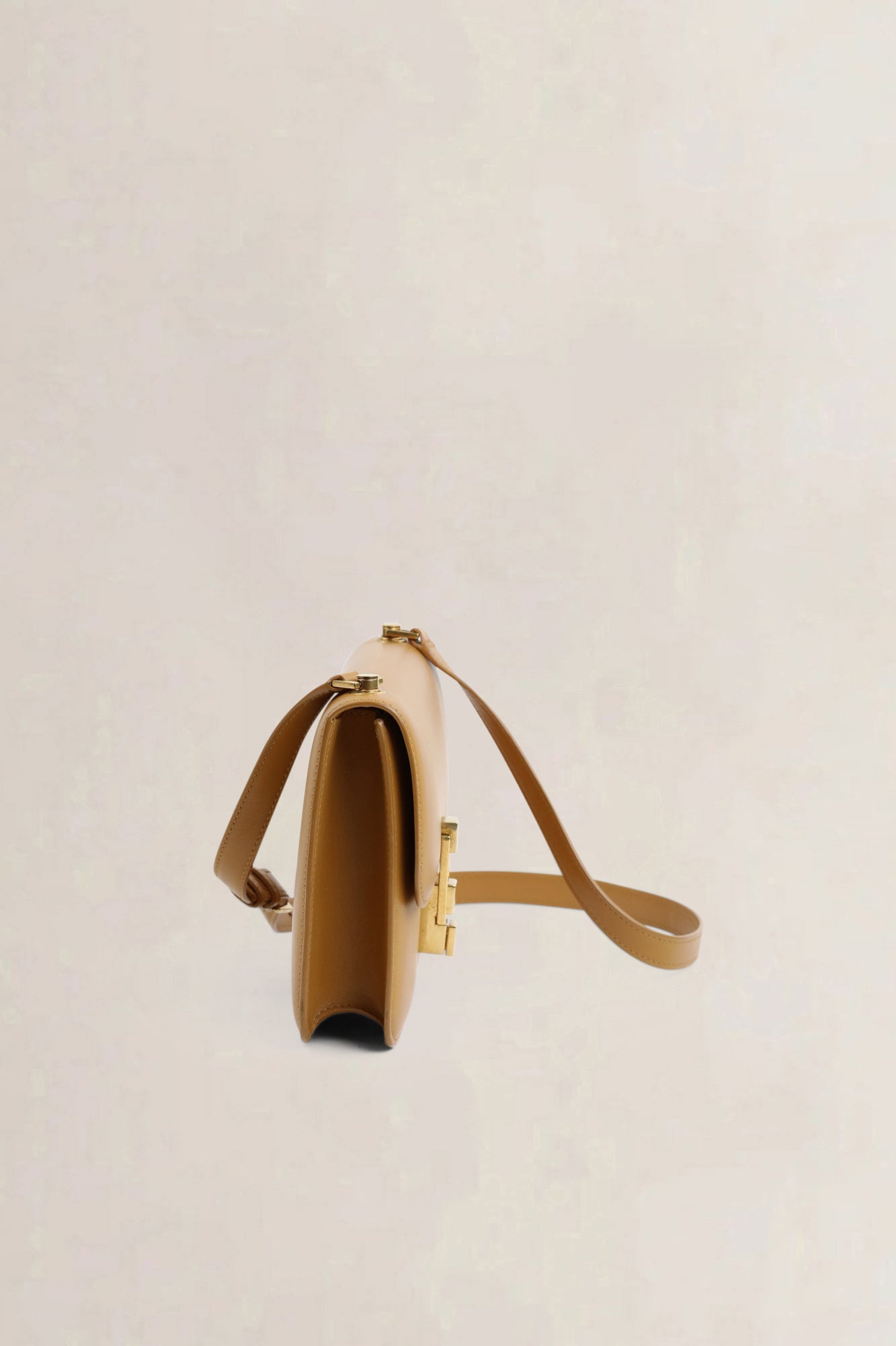 Cognac Le Carré Crossbody Bag