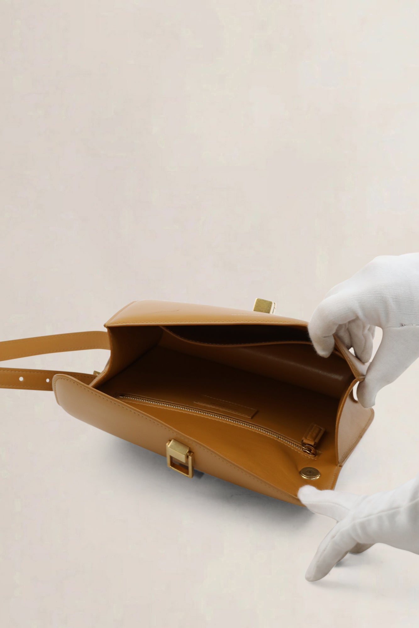 Cognac Le Carré Crossbody Bag