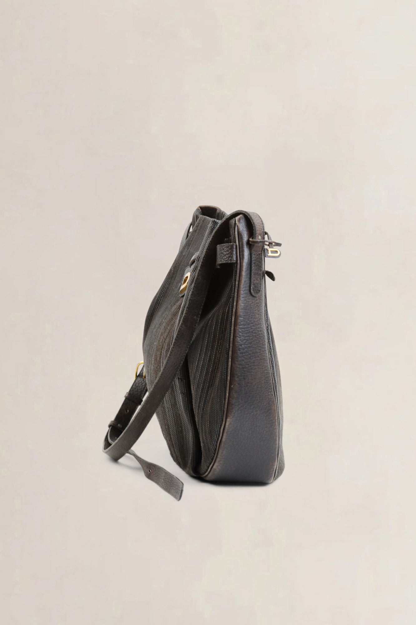 Black Toile De Cuir Bannière Crossbody Bag
