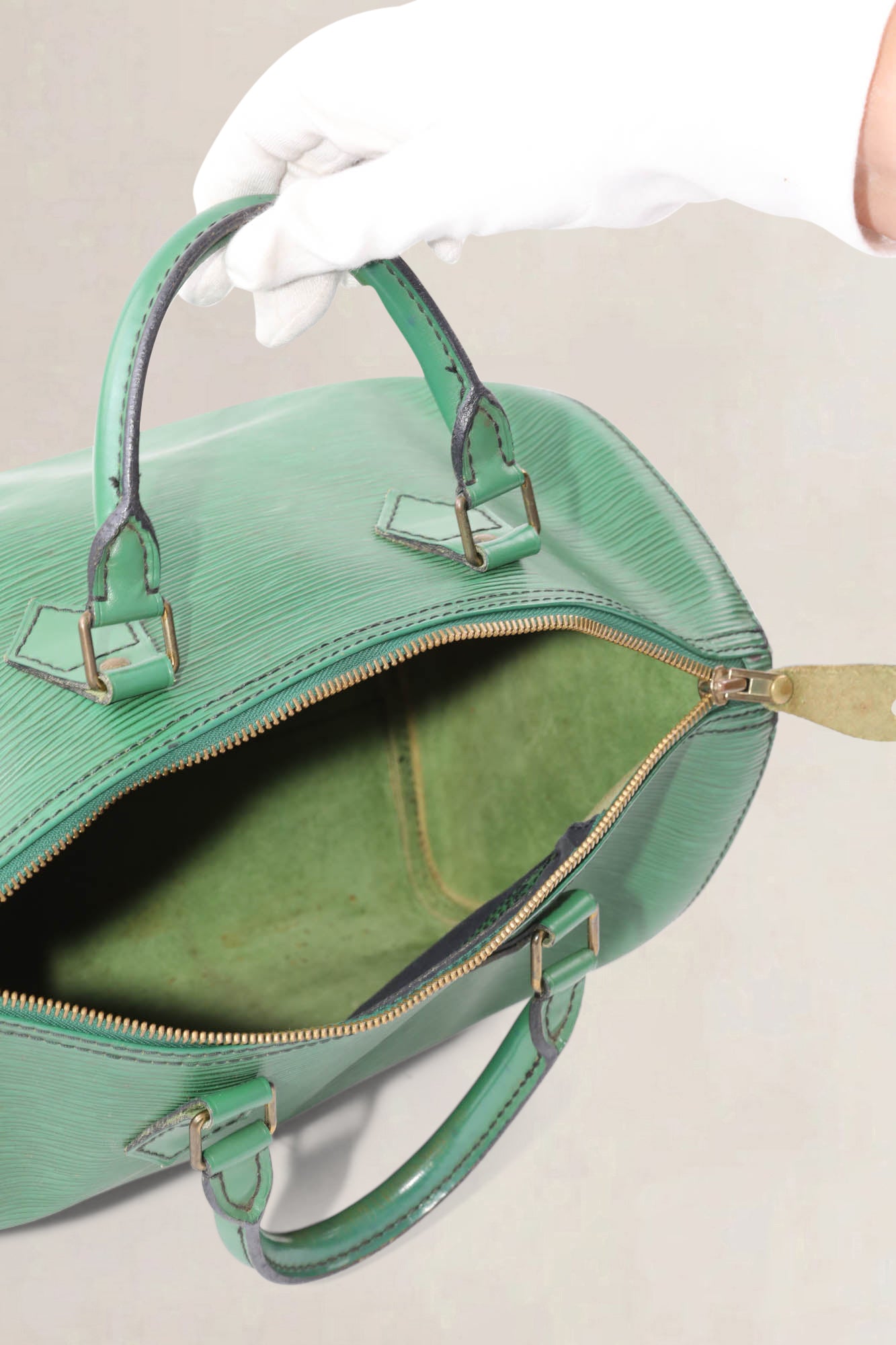 Louis Vuitton Borneo Green Epi Leather Speedy 30 Top Handle Bag