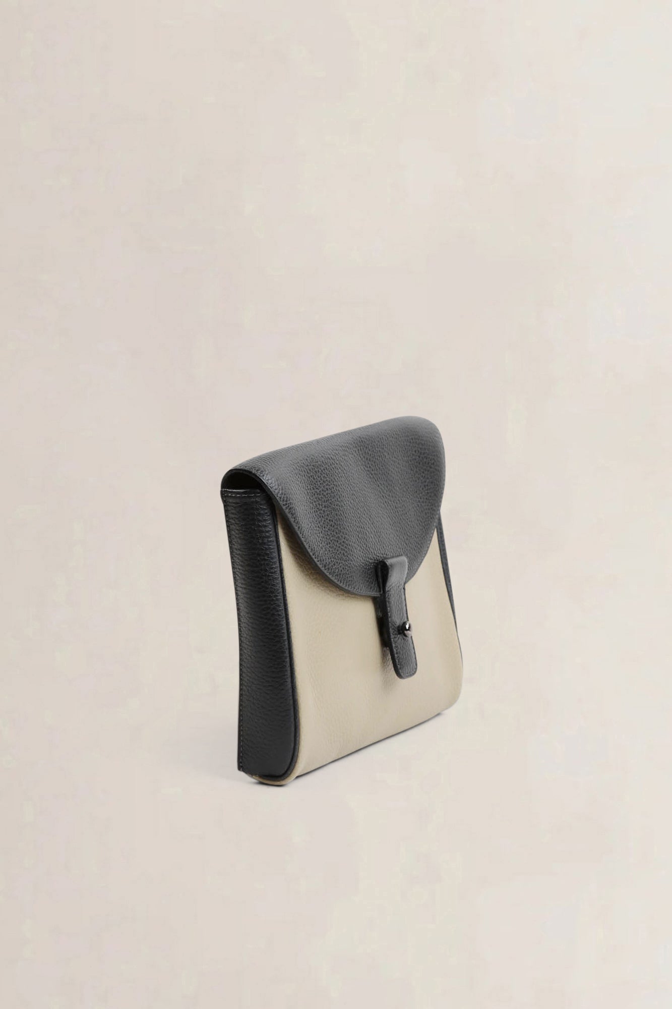 Black/Beige Flocon Clutch