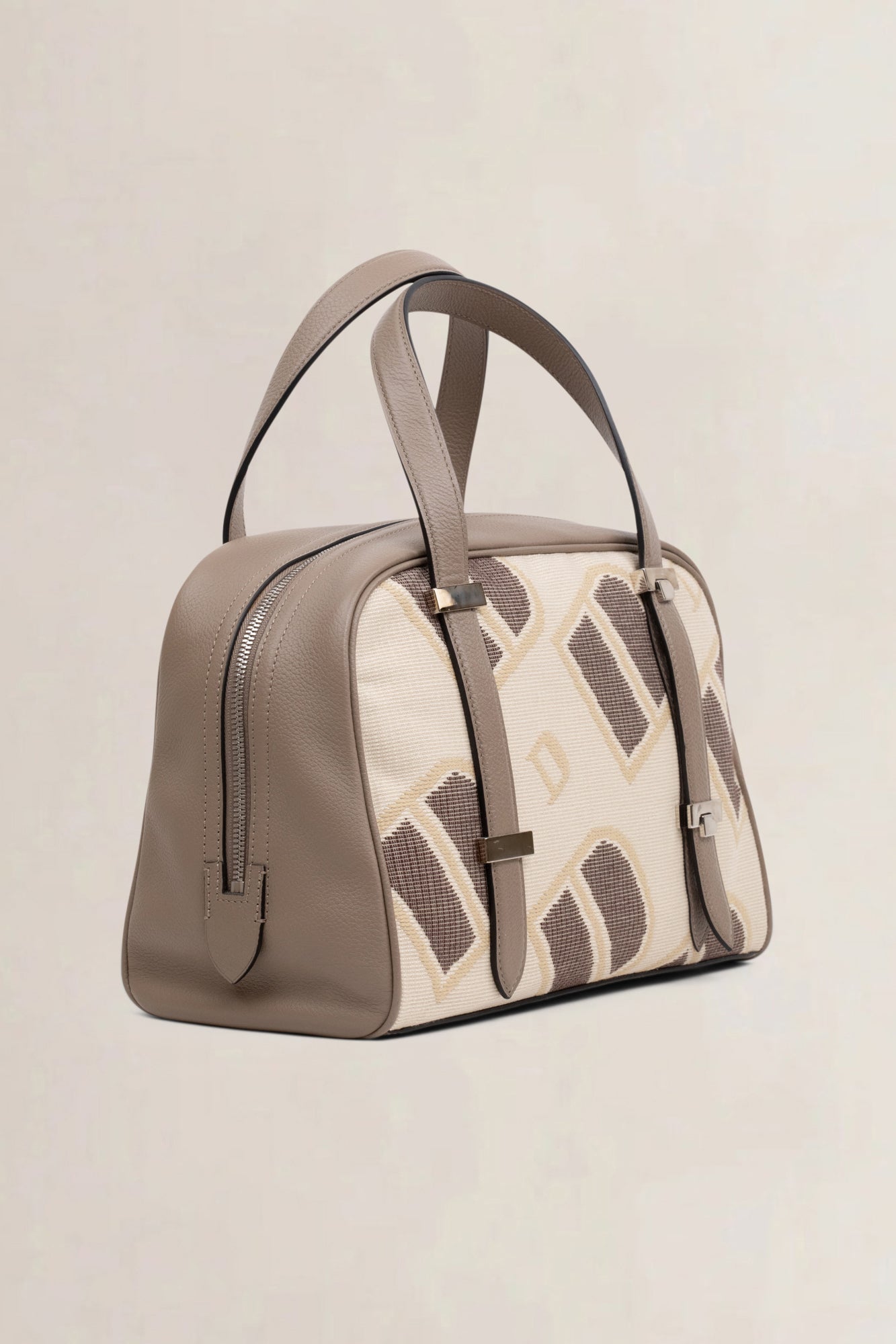 Carry All MM Logotypée Top Handle Bag