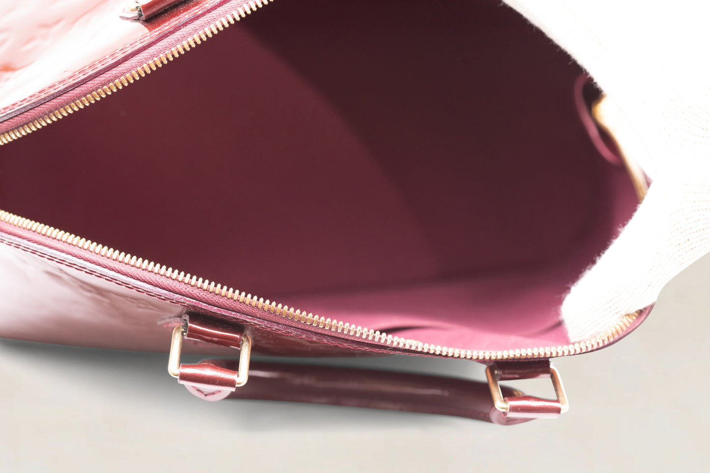 Vernis Alma PM Top Handle Bag