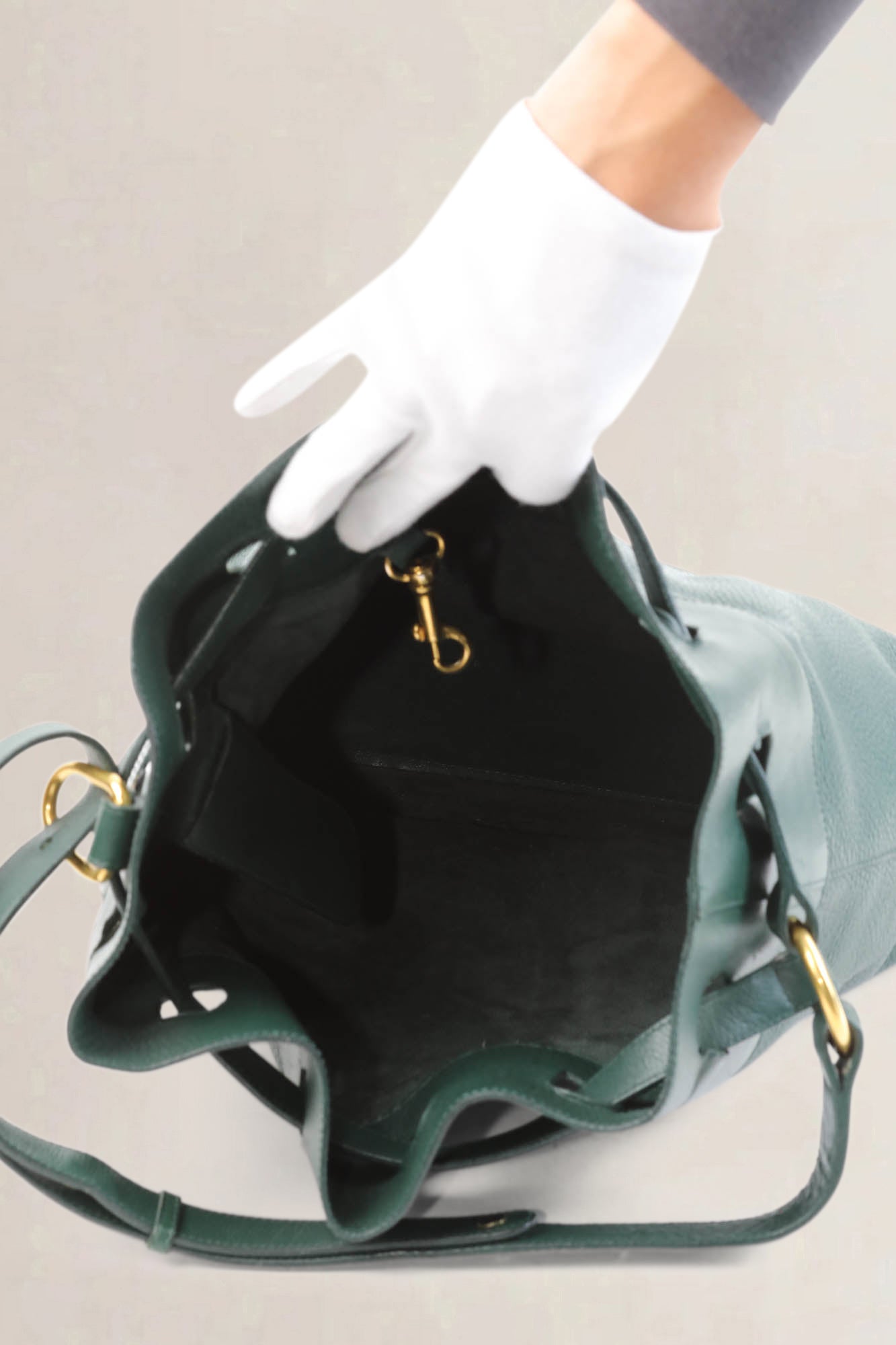 Green Cattogan Trotteur Shoulder Bag