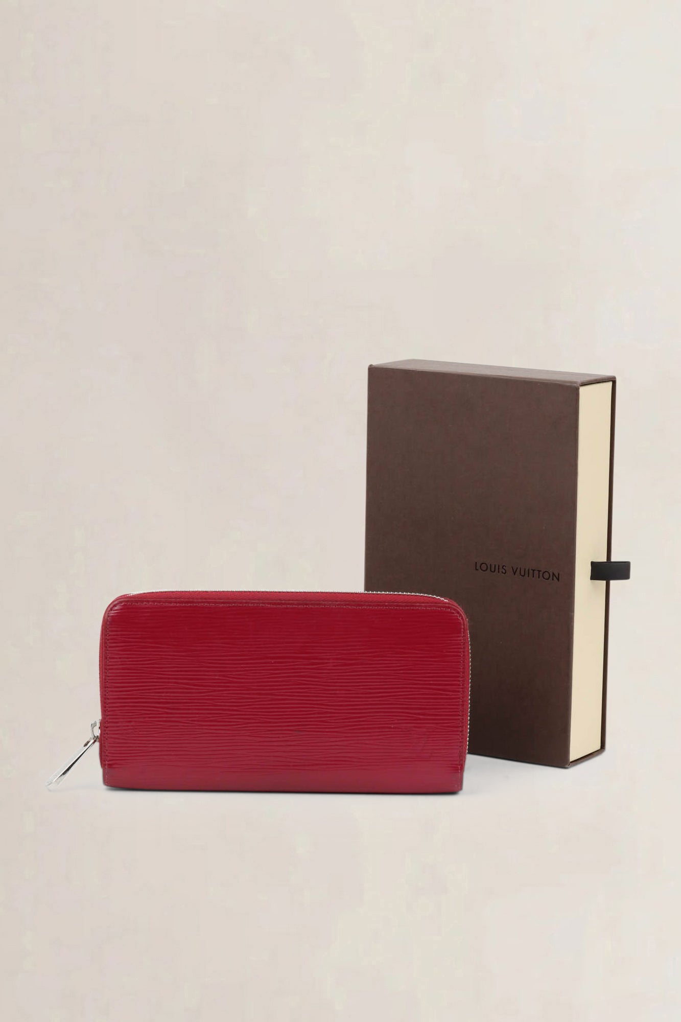 Louis Vuitton Raspberry Epi Leather Zippy Wallet