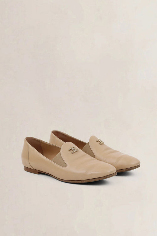 Chanel Beige Interlocking CC Loafers