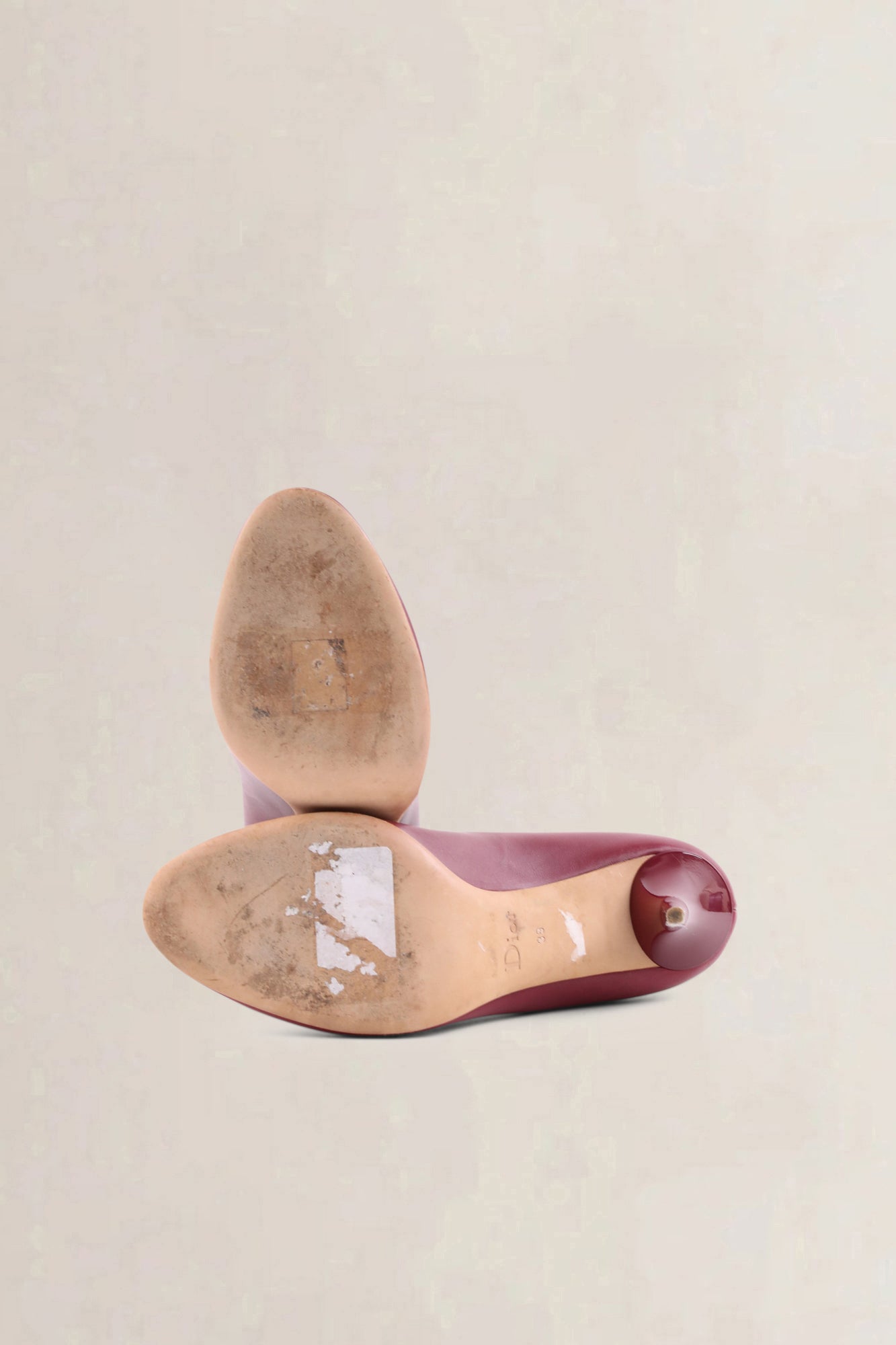 Christian Dior fuchsia pointed-toe pumps — preloved