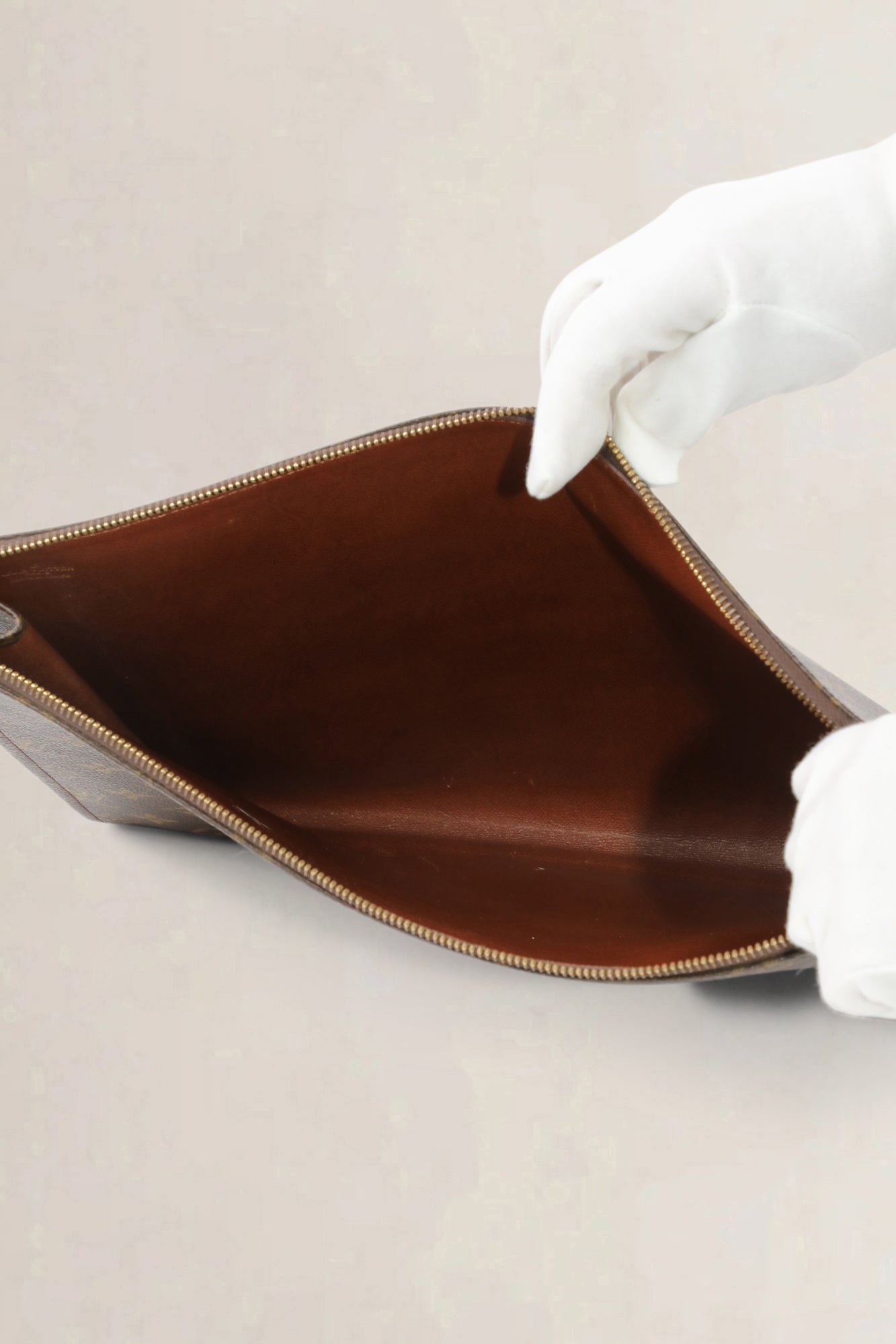 Louis Vuitton Monogram Poche Documents