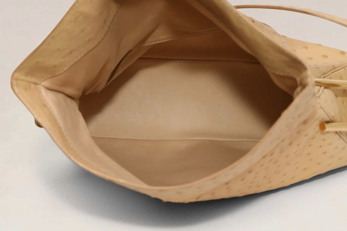 Givry Ostrich Shoulder Bag