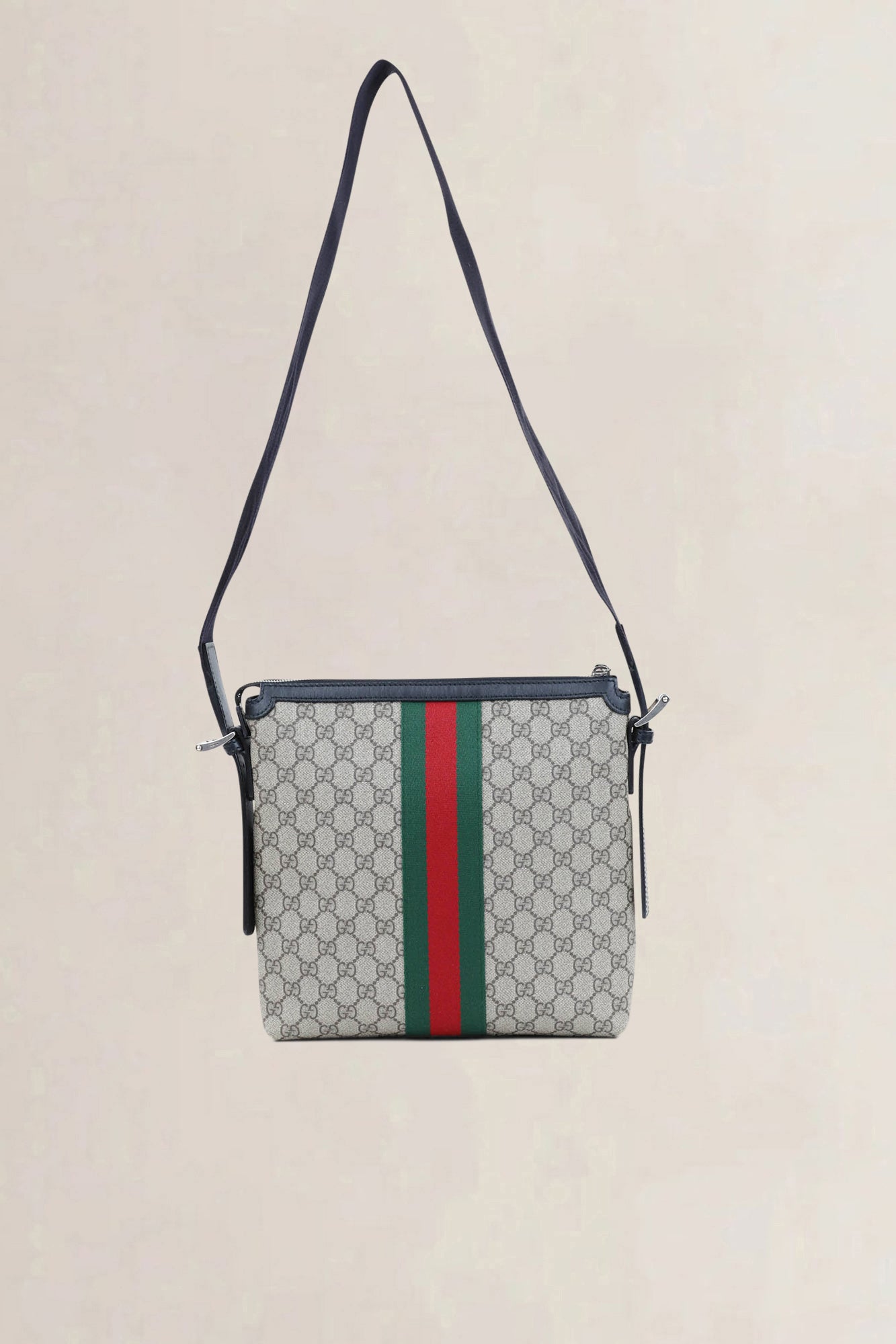 GG Supreme Messenger Crossbody Bag