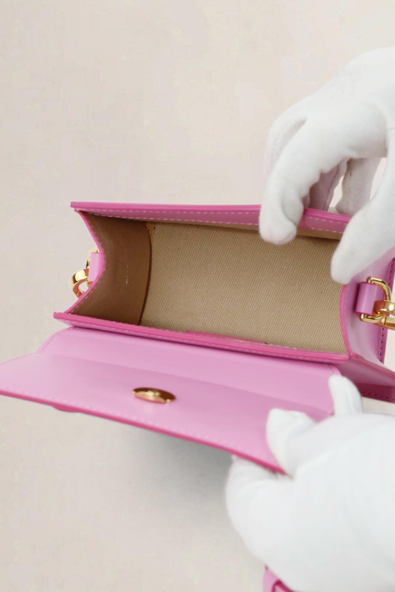 Light Pink Le Chiquito Moyen Crossbody Bag