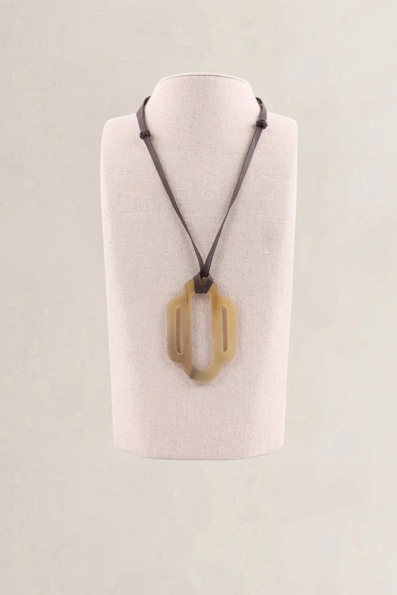 Hermès Attelage Pendant Necklace brown — preloved