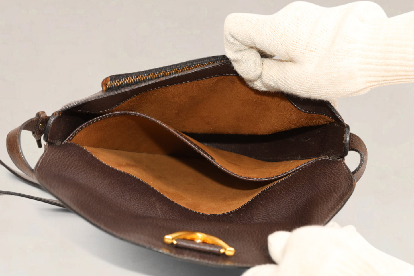 Delvaux Bruine Driehoek Crossbody Tas