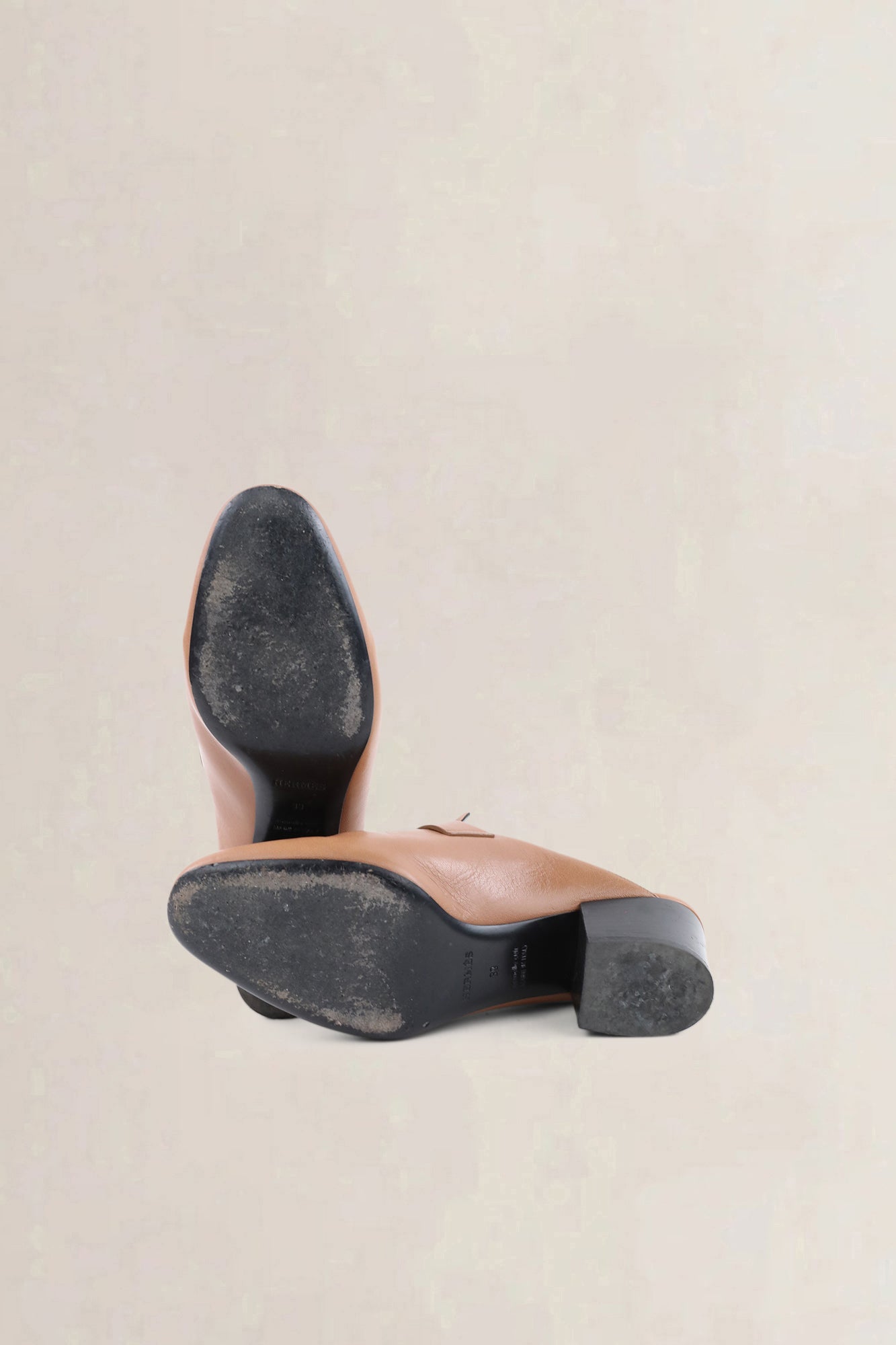 Hermès Paradis Mules tan leather — preloved