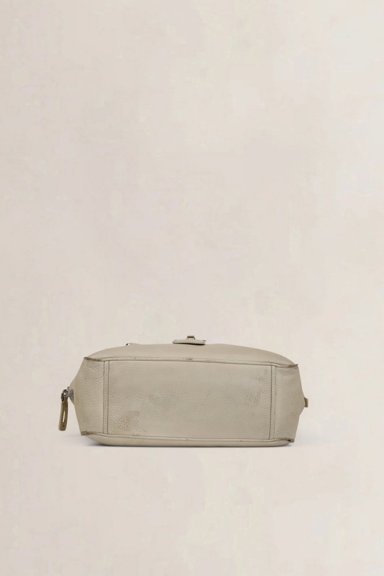 White Vitello Daino Shoulder Bag