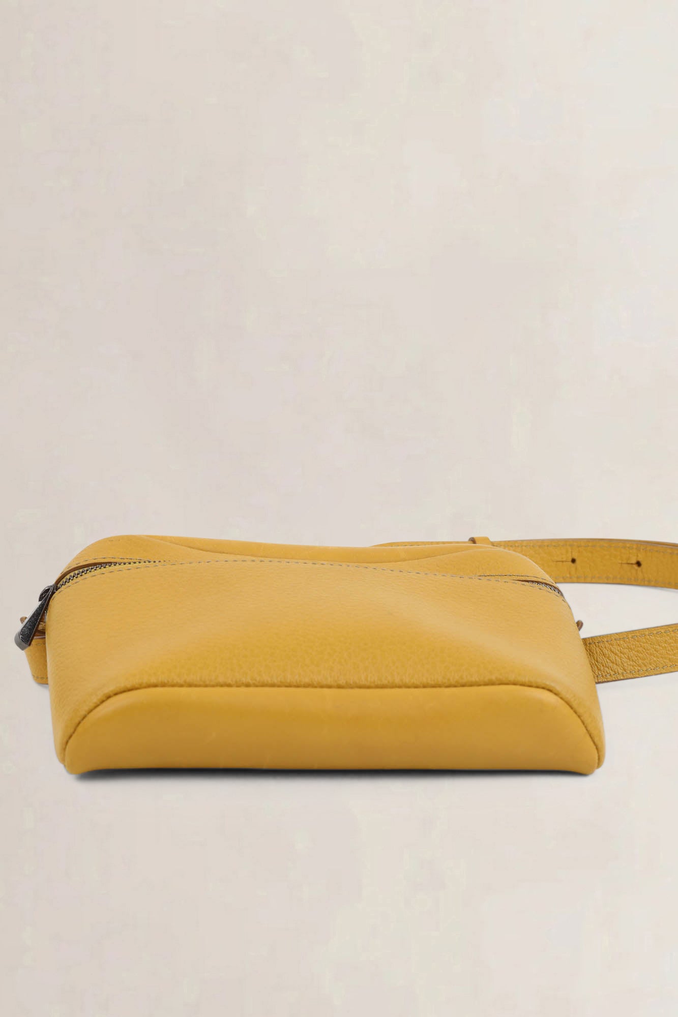 Deux De Delvaux Yellow Leather Belt Bag