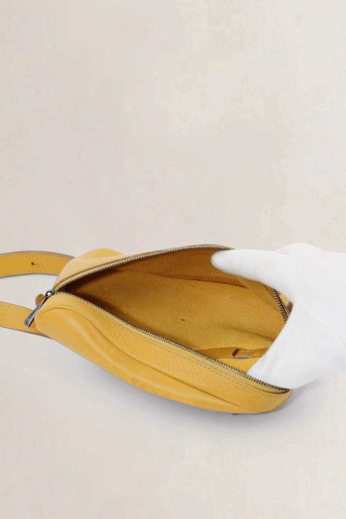 Deux De Delvaux Yellow Leather Belt Bag