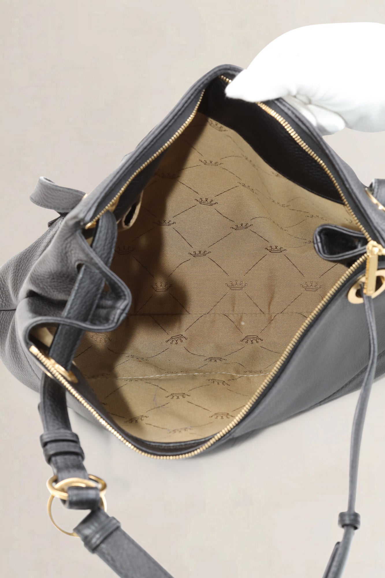 Delvaux Zwarte "Le Emile" Baudier Schoudertas