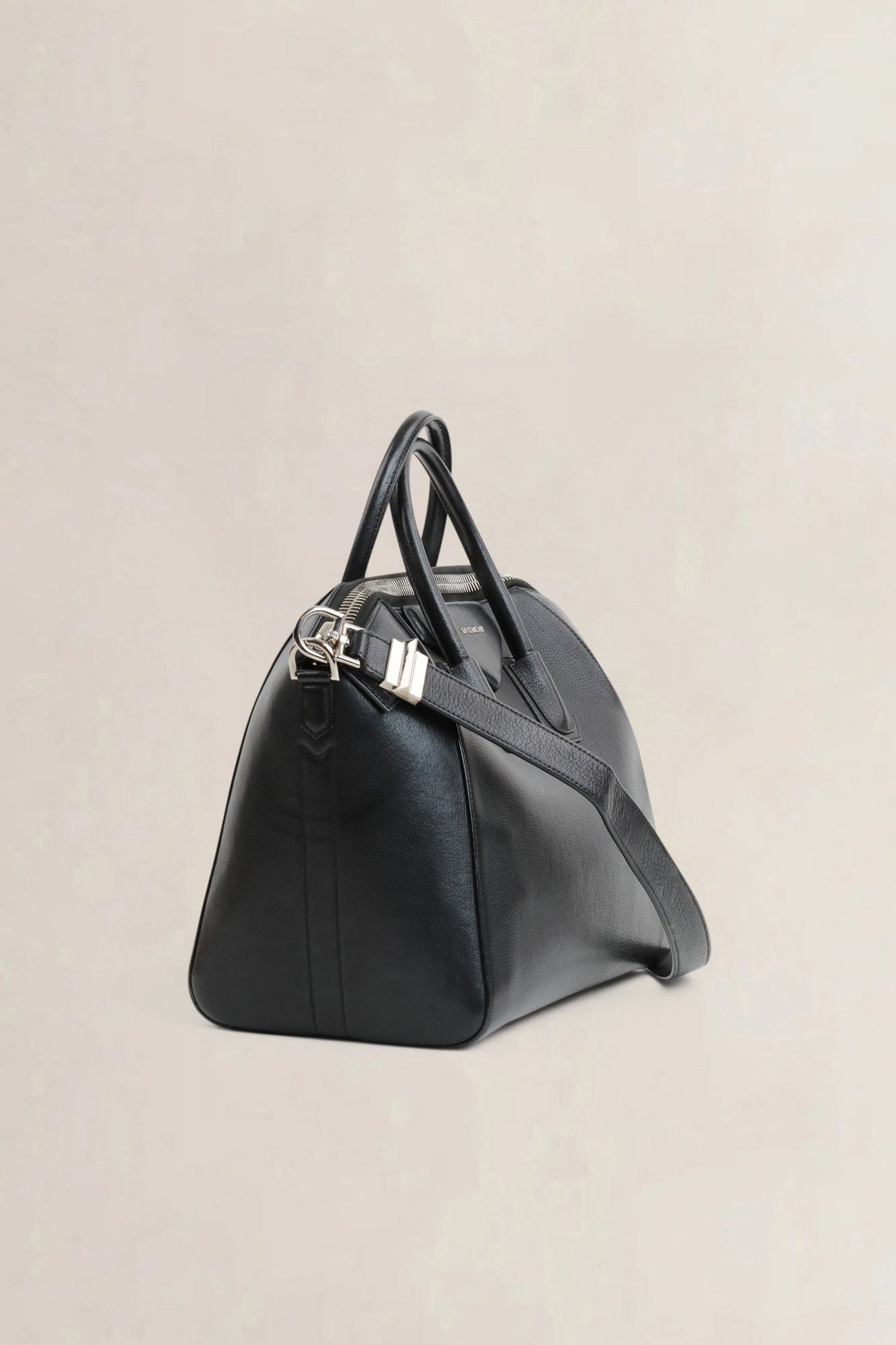 Black Antigona Medium Crossbody Bag