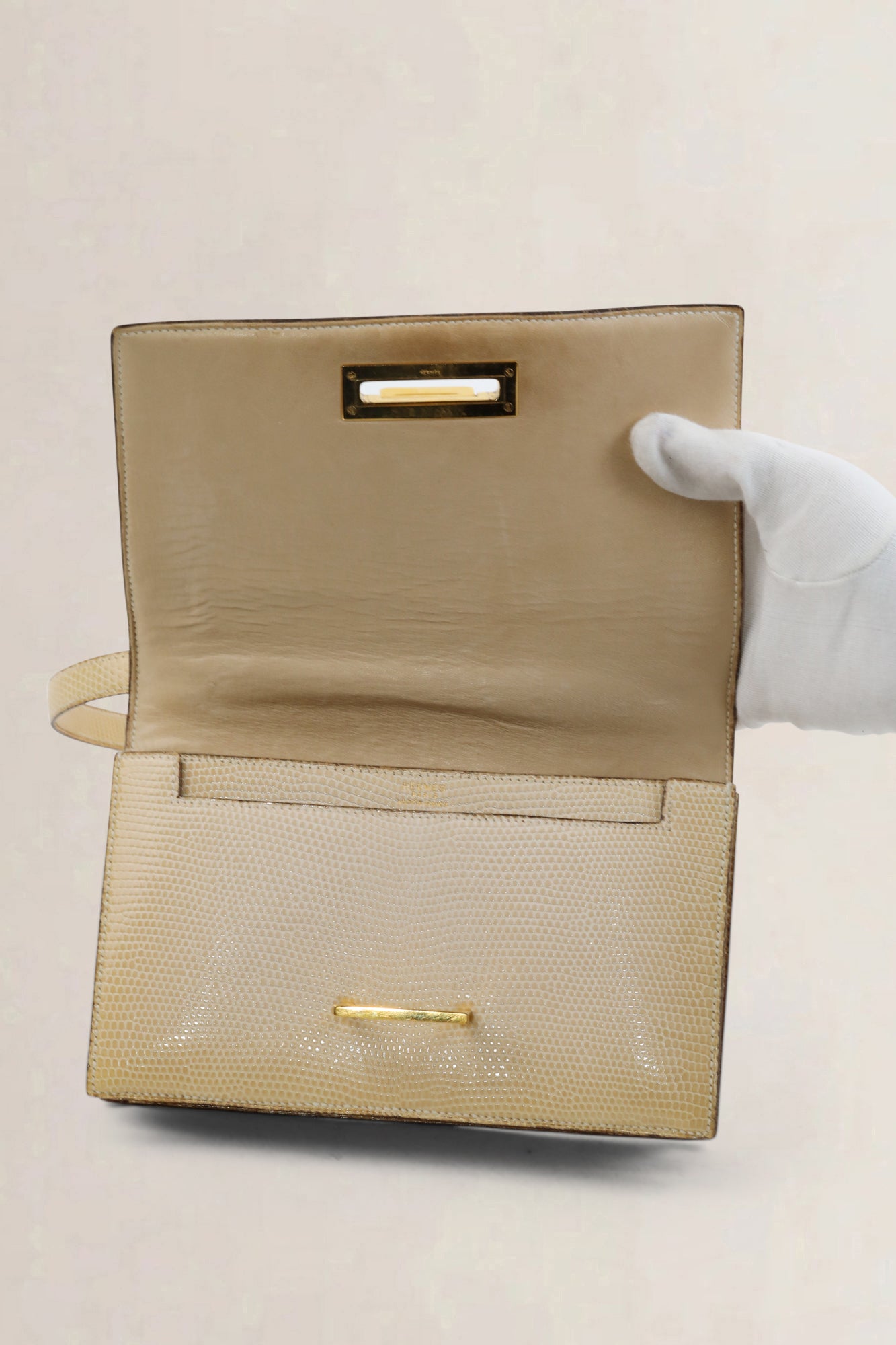 Light Beige Python Quito II Shoulder Bag