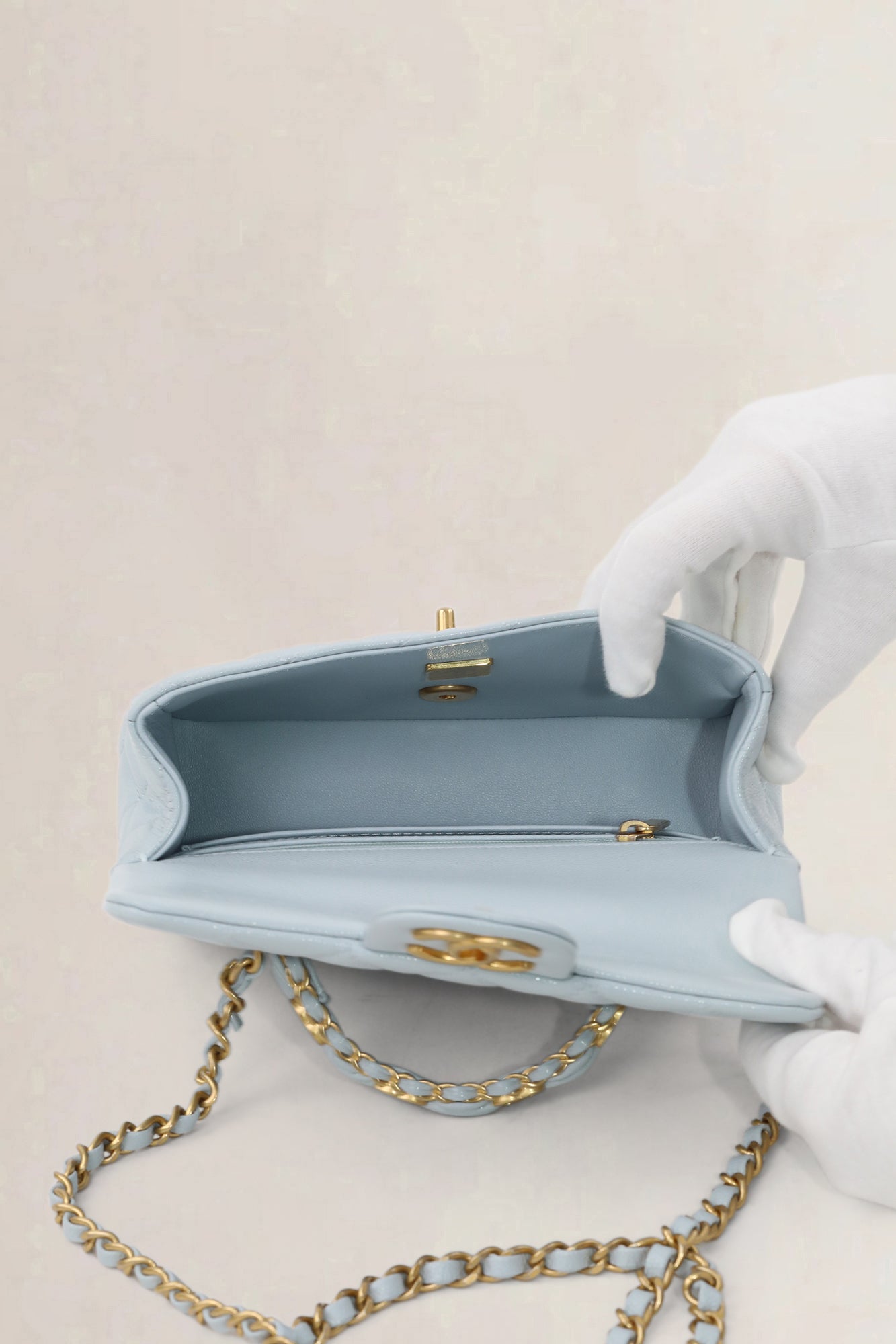 Chanel Blue Caviar Leather Rabat Poignée — vintage