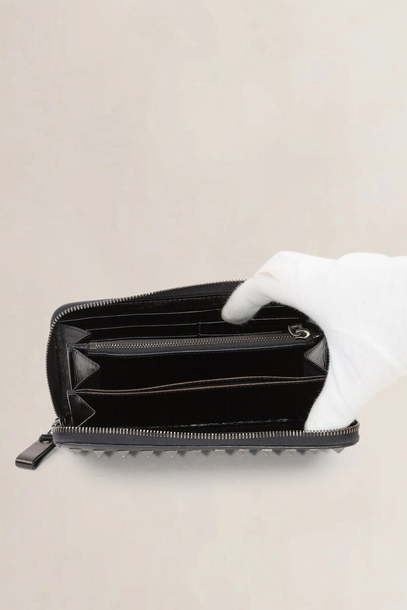 Valentino Garavani Black Metallic Rockstud Wallet