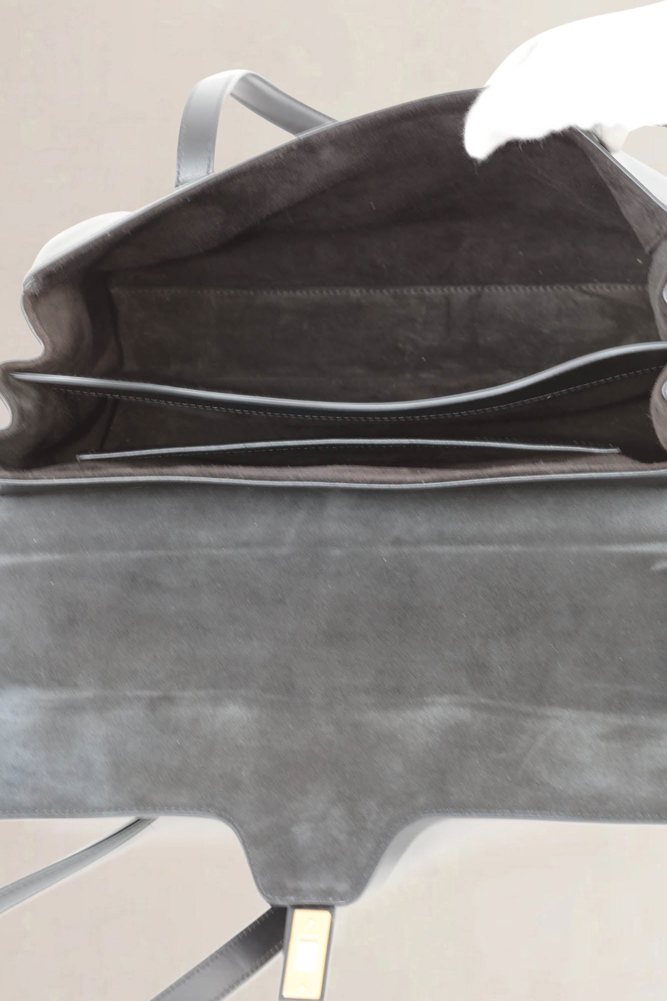 Black 16 Shoulder Bag