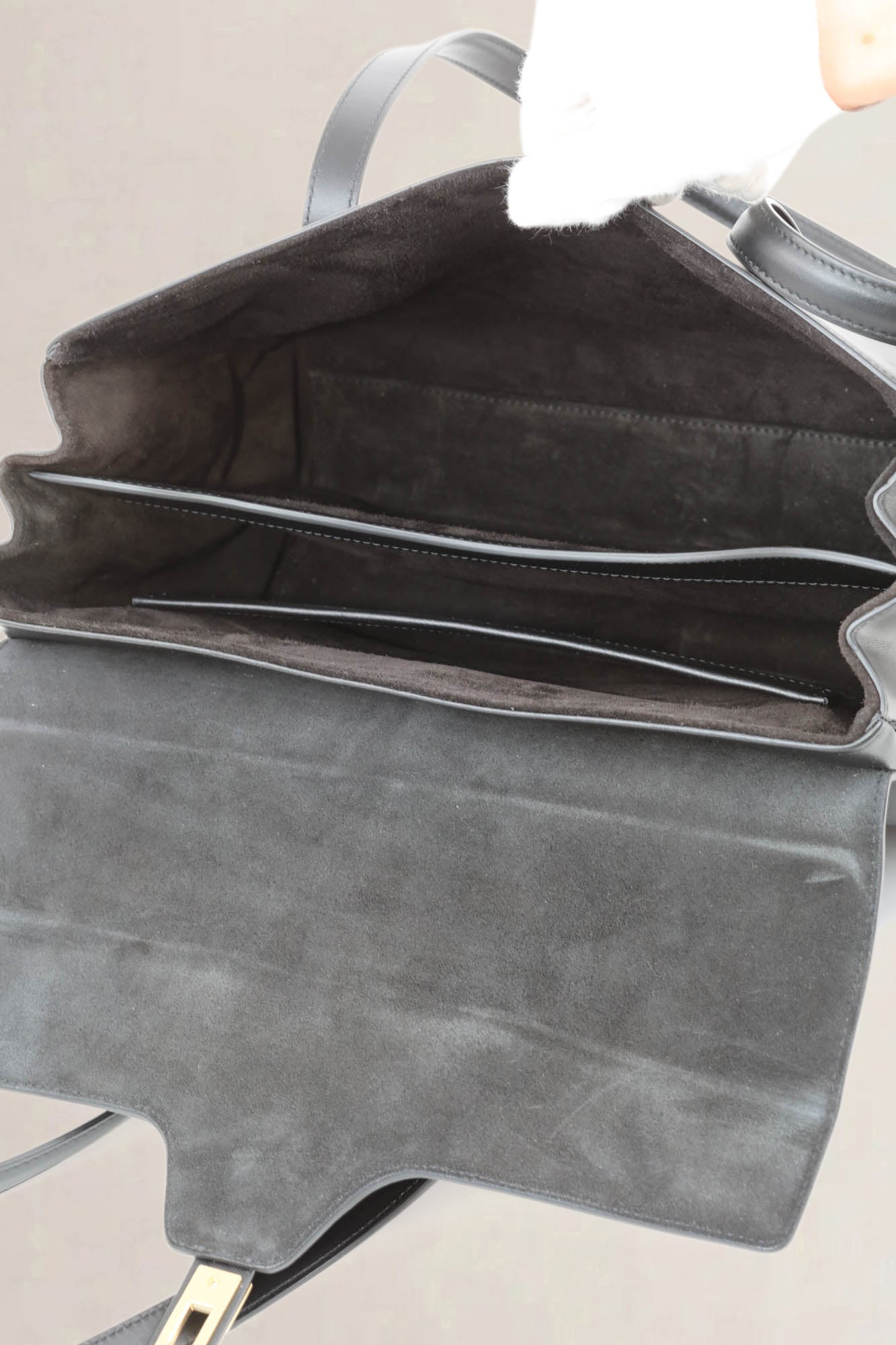 Black 16 Shoulder Bag