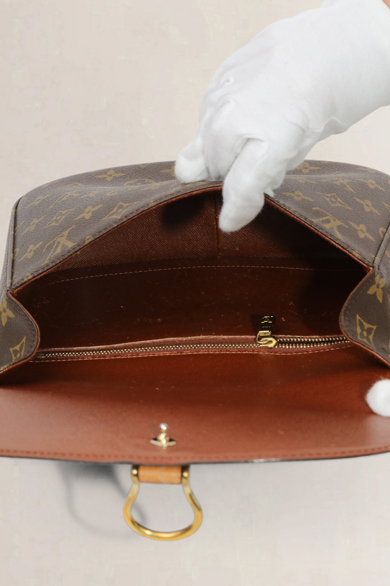 Louis Vuitton Saint Cloud GM Crossbody Bag