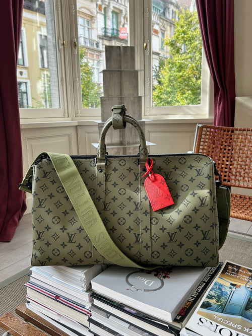 Louis Vuitton Khaki Green/Vermillion Red Keepall Bandouliere 45 Limited Edition