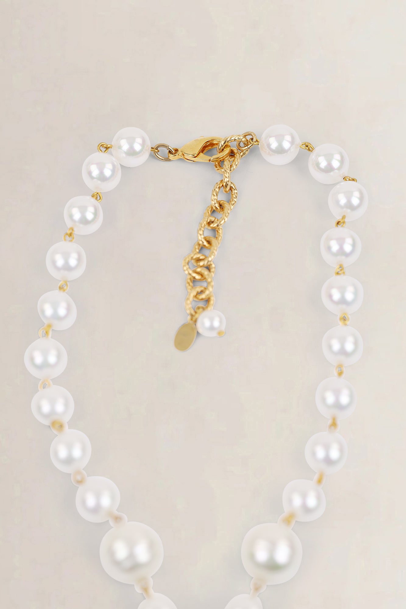 Red Poured Glass Clover Pearl Necklace