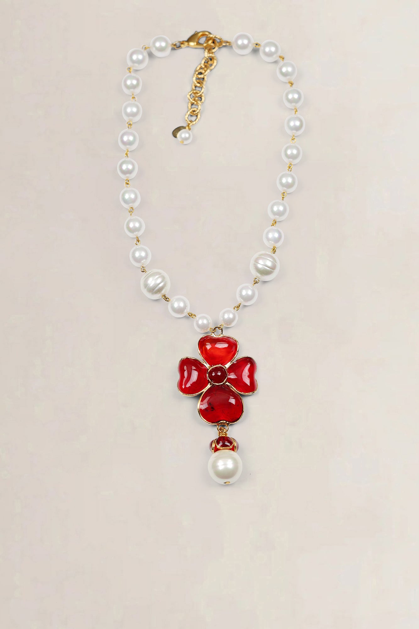 Red Poured Glass Clover Pearl Necklace
