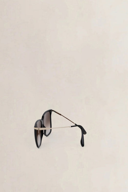 Victoria Beckham Black Sunglasses