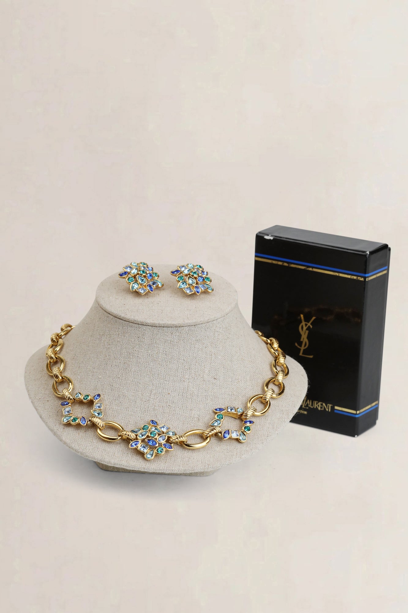 Vintage Necklace & Earrings Flower Set Gripoix