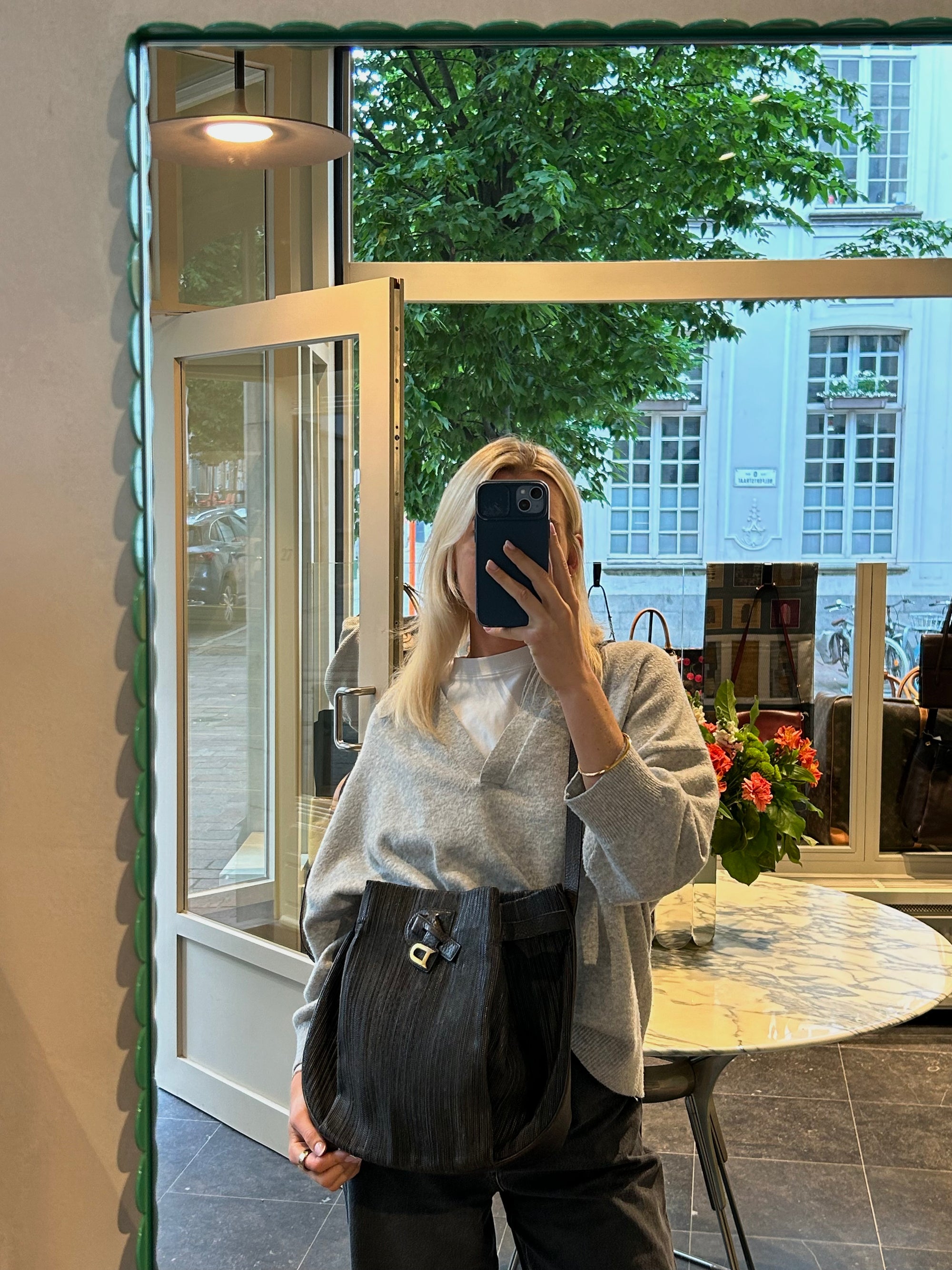 Black Toile De Cuir Bannière Crossbody Bag
