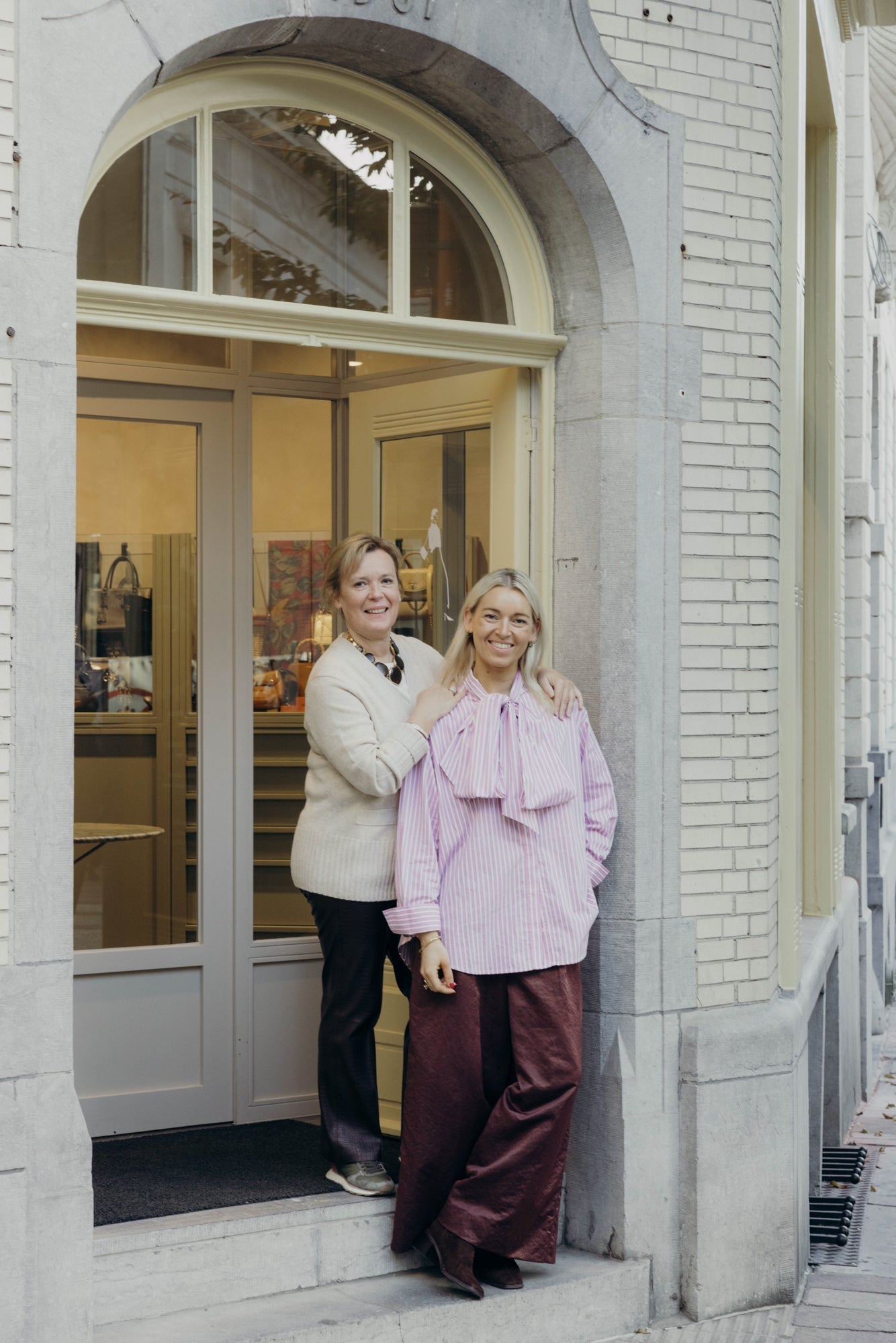 Gentse vintage boetiek Never Out Of Style krijgt nieuwe naam ‘NOOS’ én een makeover