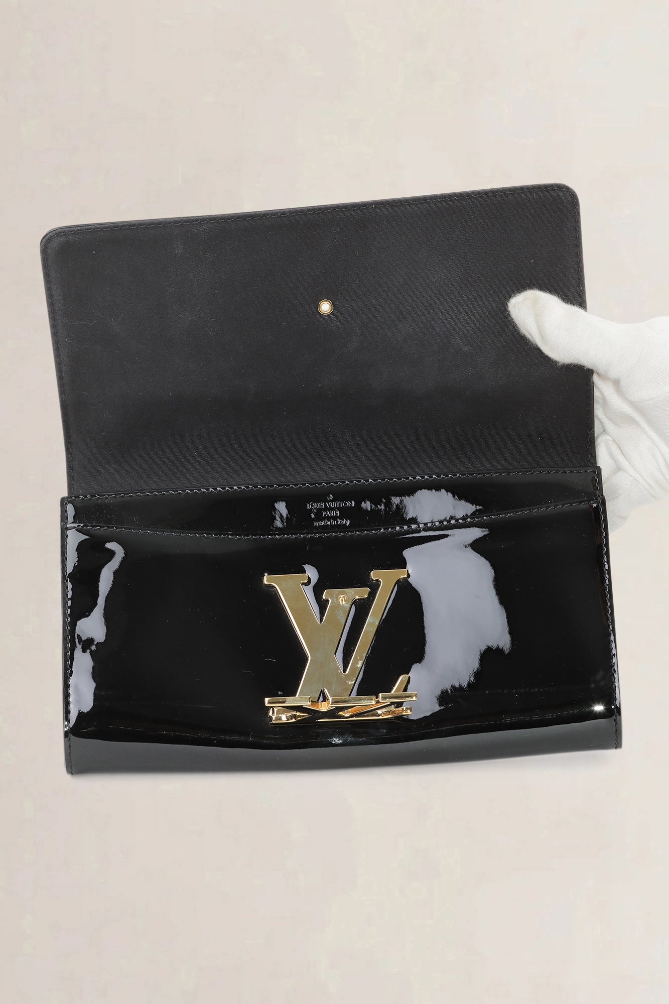 Louis Vuitton Black Patent leather Louise Clutch