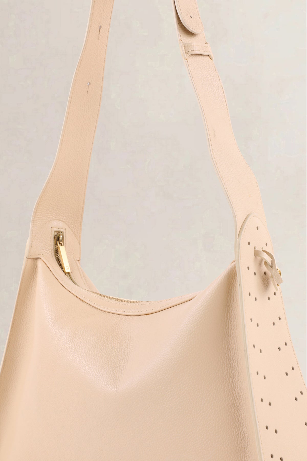 Delvaux Beige Pensée Jumping Calf — vintage