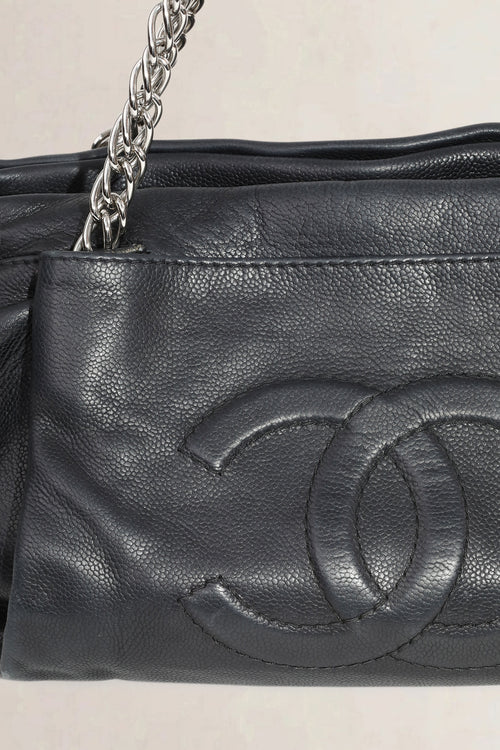 Chanel Black Leather CC Tuck Shopper Shoulder Bag