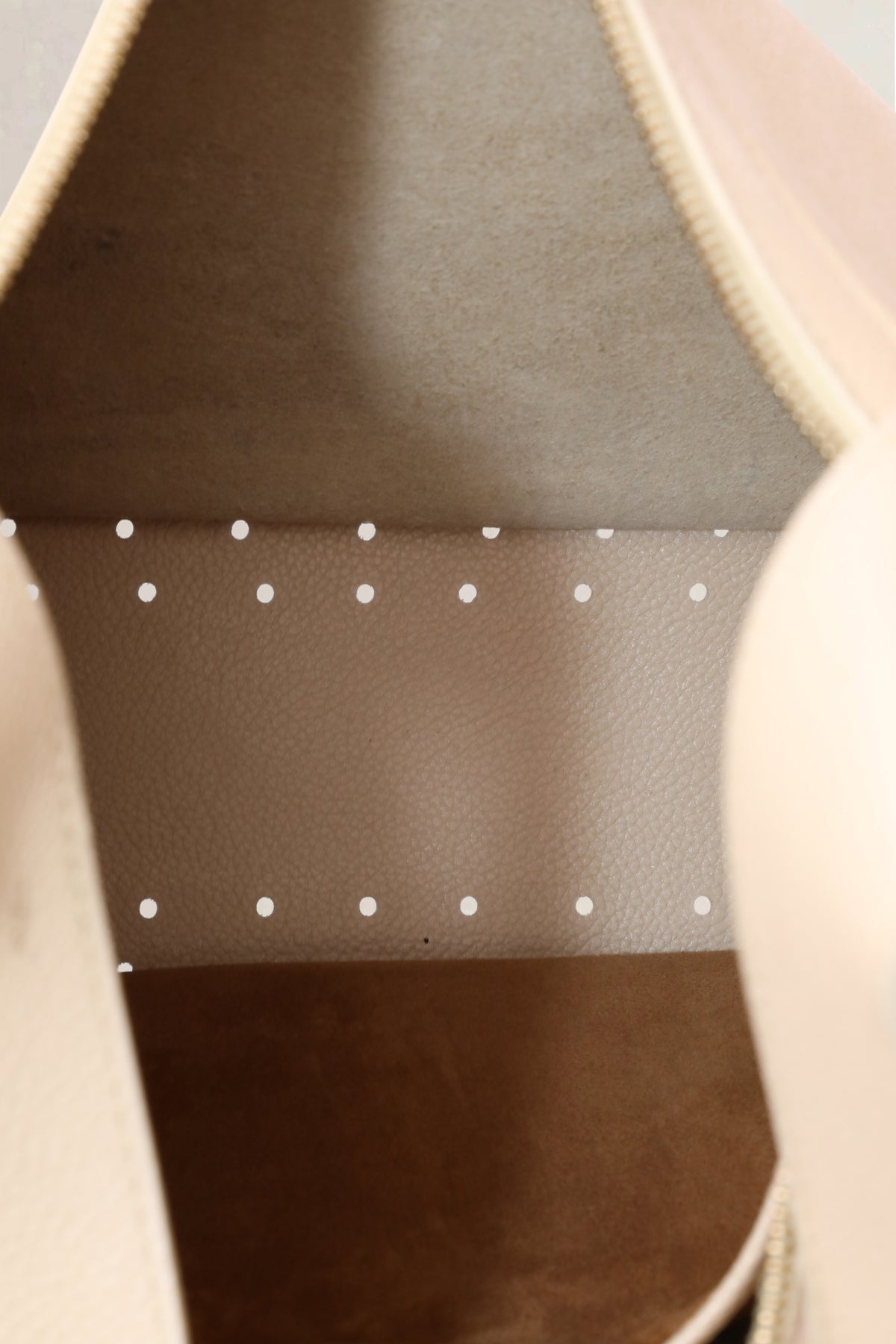 Delvaux Beige Pensée Jumping Calf — vintage