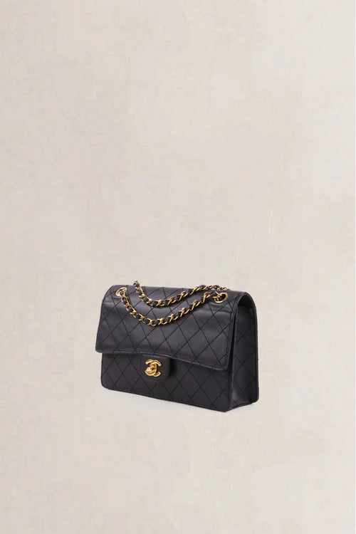 Chanel Black Caviar Quilted Classic Flap Medium Shoulder Bag