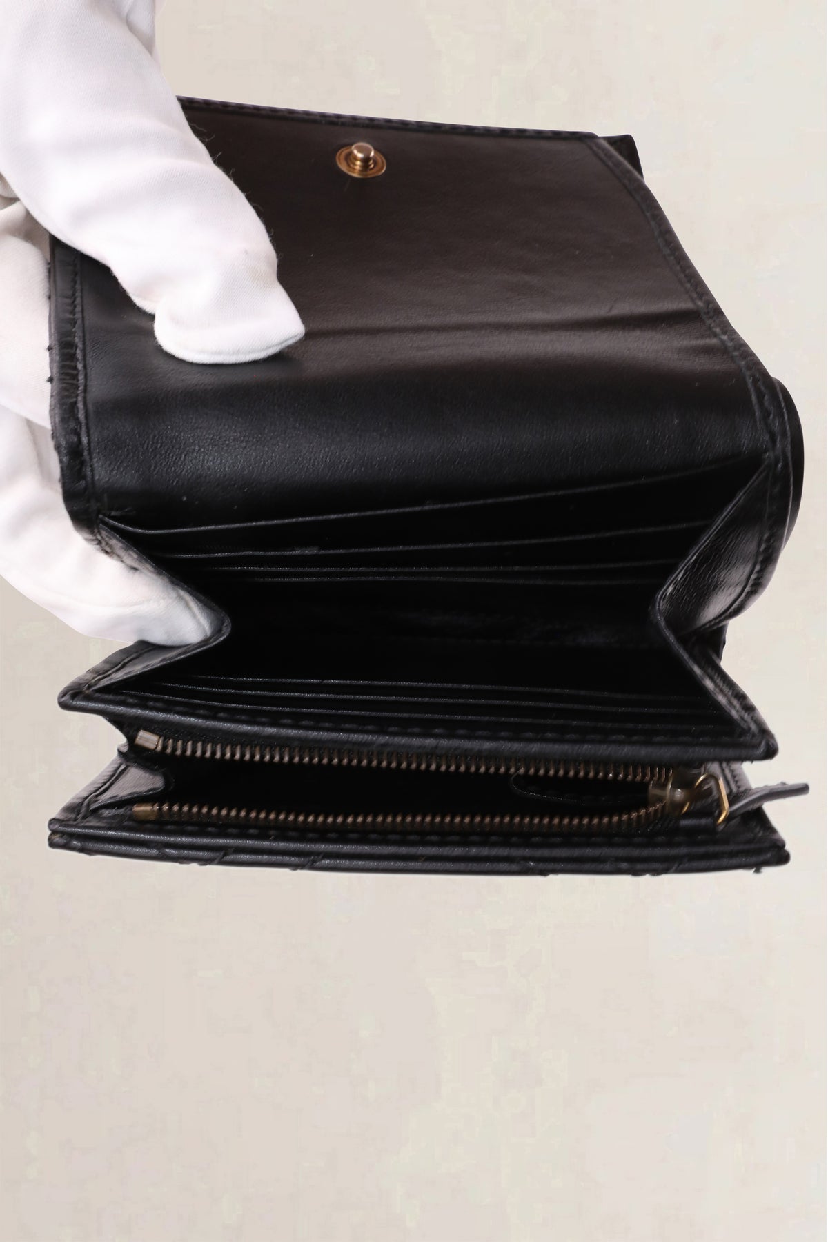 Gucci Black GG Marmont Matelassé Wallet