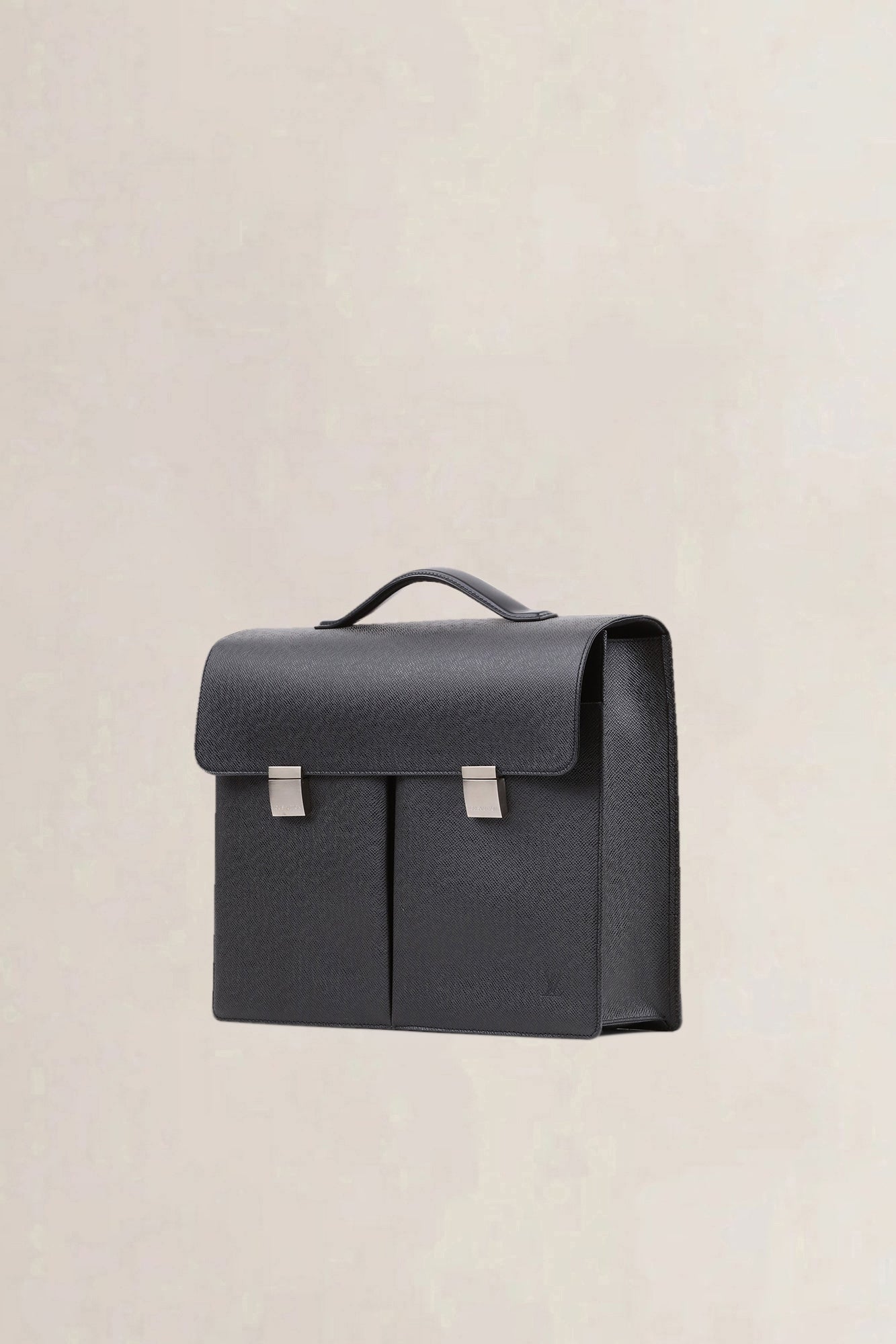 Louis Vuitton Taiga Serviette Kazan Business Briefcase — preloved