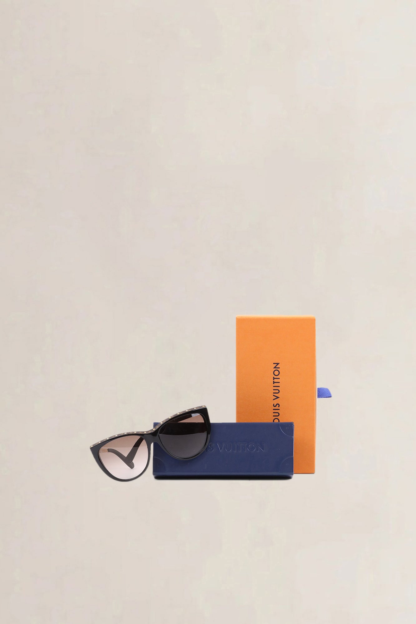 Louis Vuitton — preloved