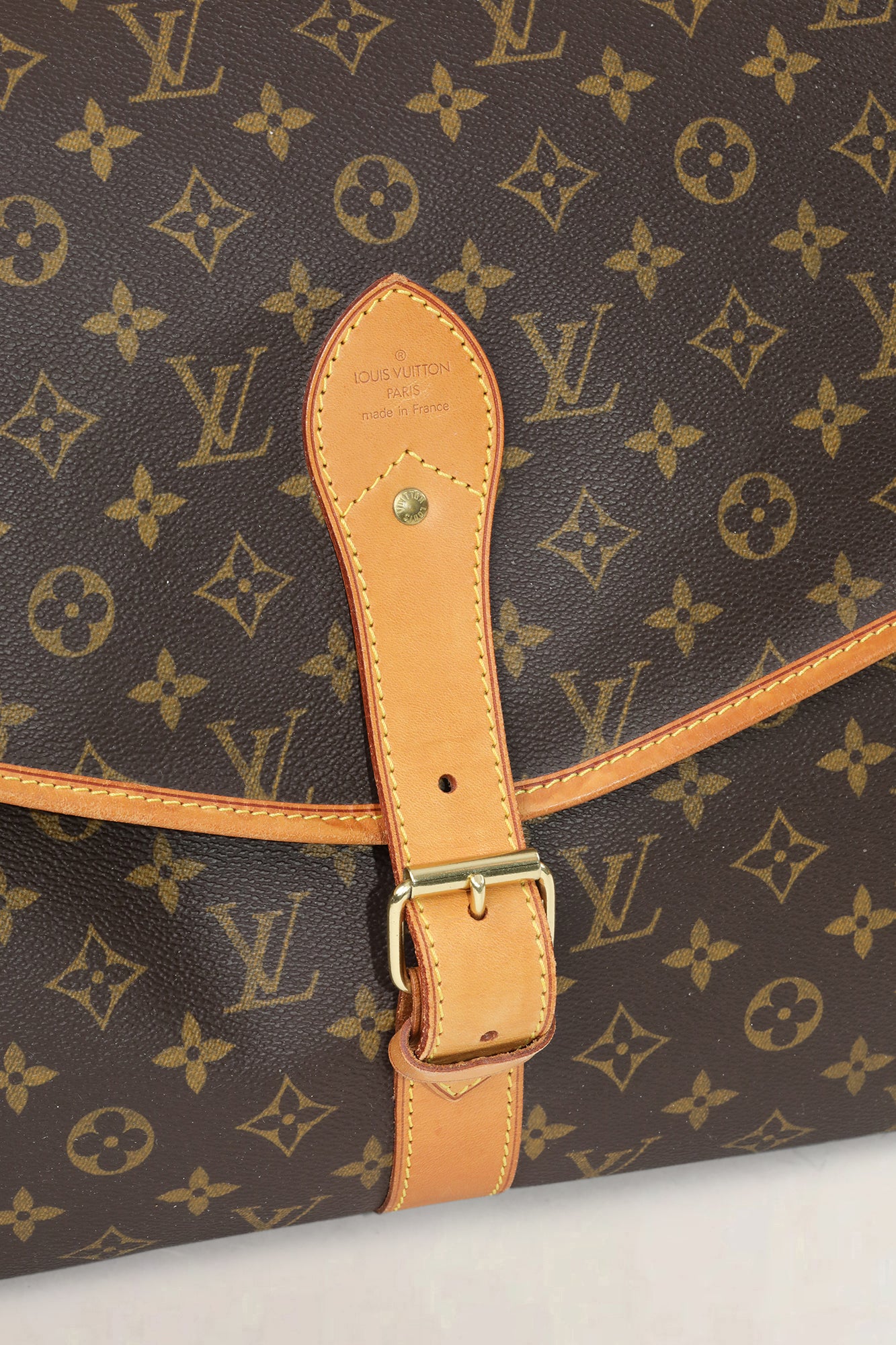 Louis Vuitton Monogram Hunting Travel Bag