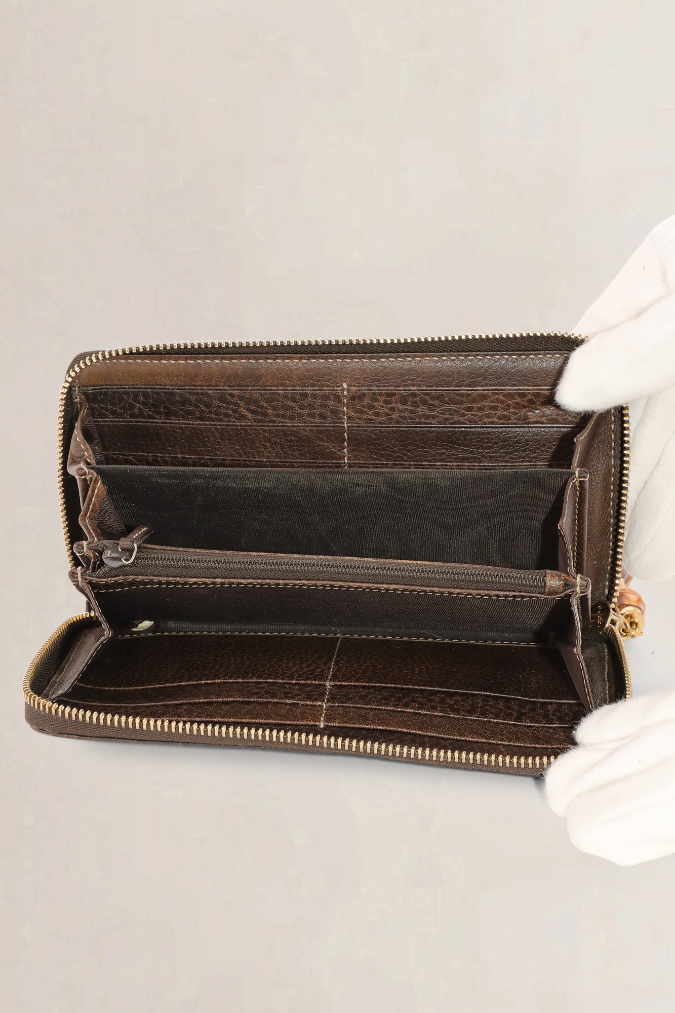 Gucci Brown GG Monogram Wallet — preloved