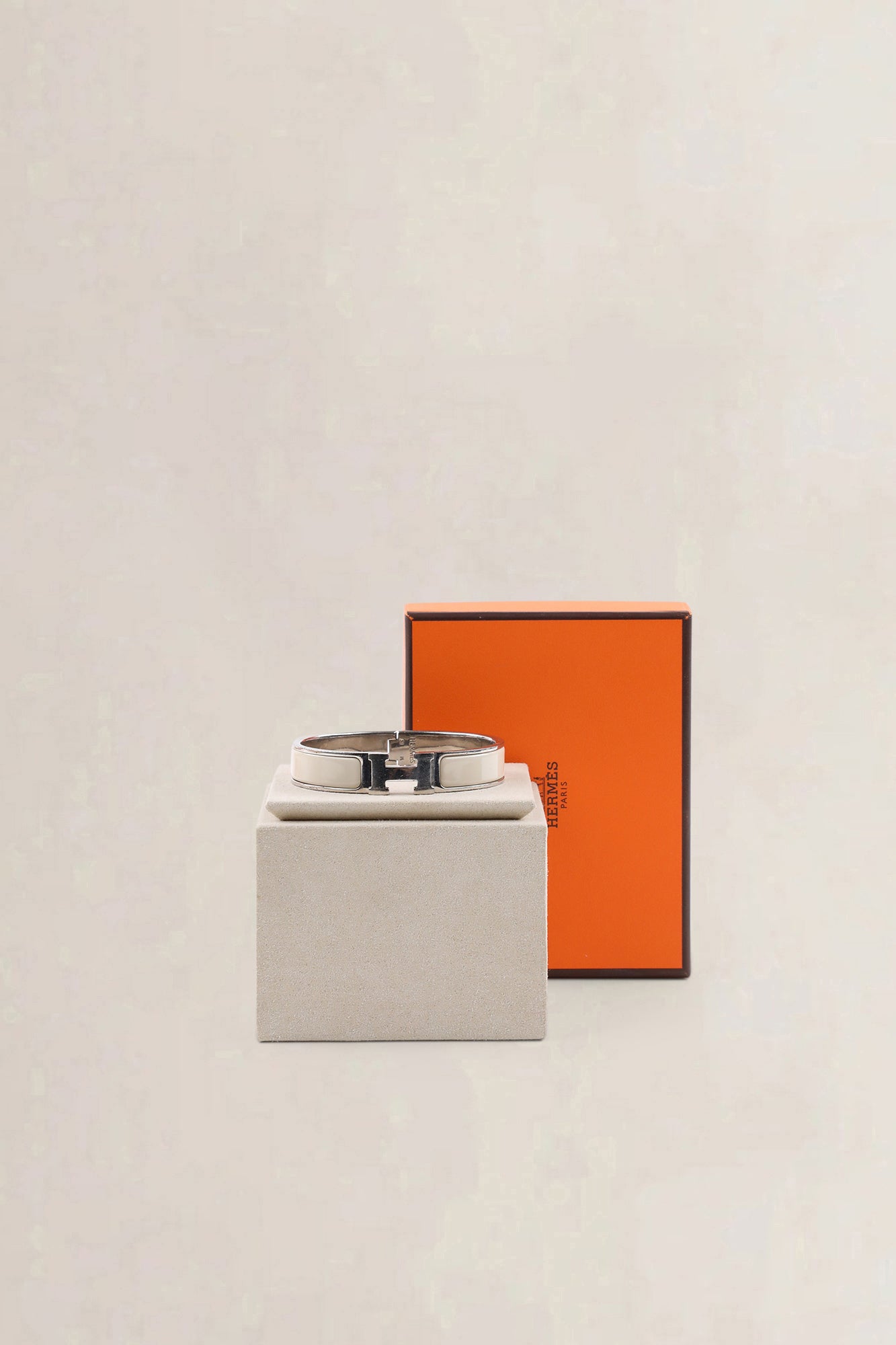 Hermès White Clic H Silver  Bracelet