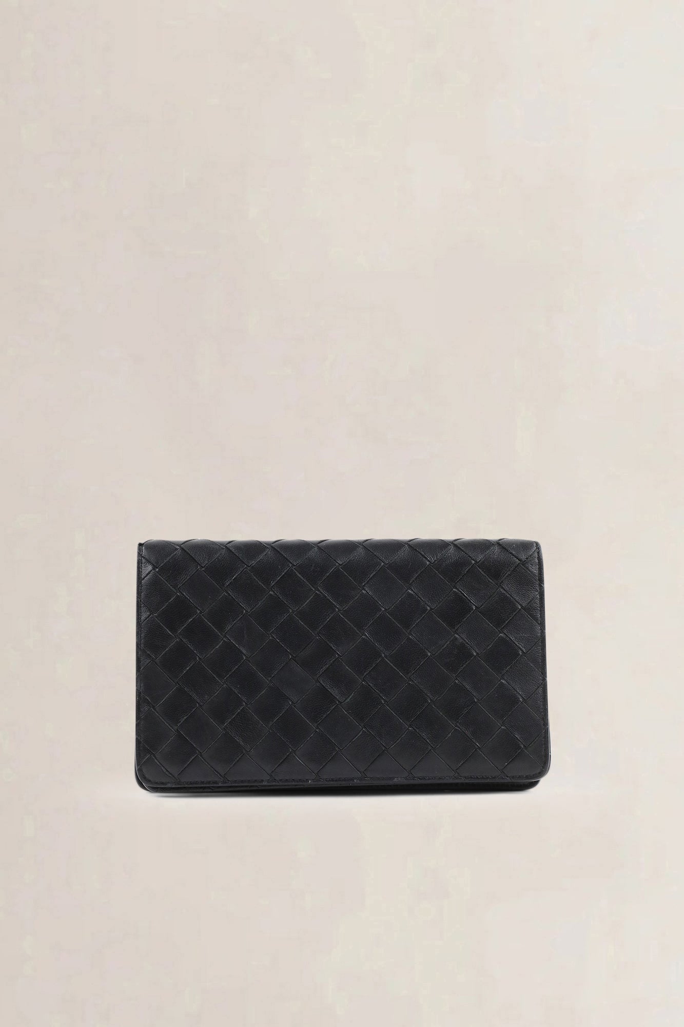 Bottega Veneta Intrecciato black wallet — preloved
